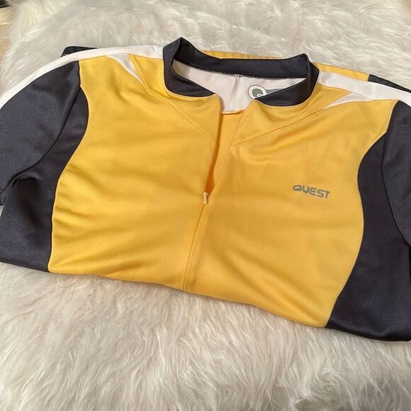 Quest Biking Shirt   - Picture 2 of 5